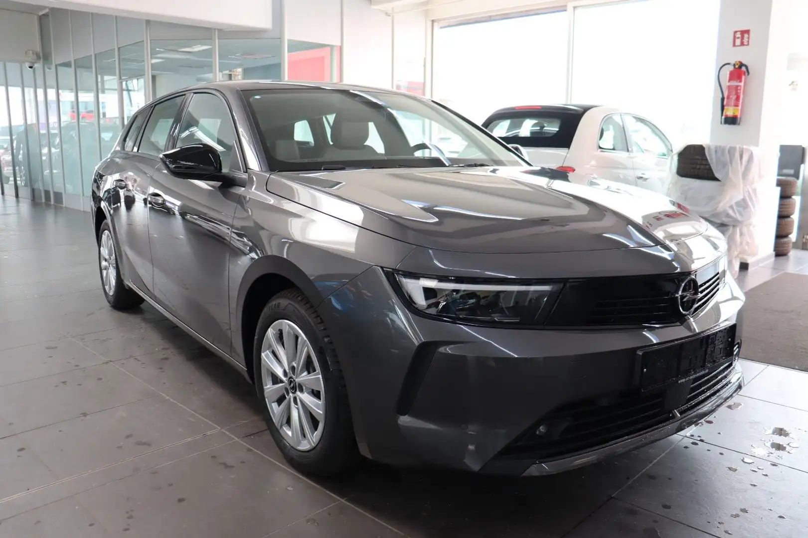 Opel Astra 1.5 AT Sports Tourer Enjoy Navi AHK SOFORT Grau - 1