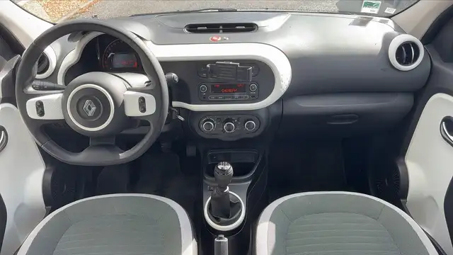 Renault Twingo view 11