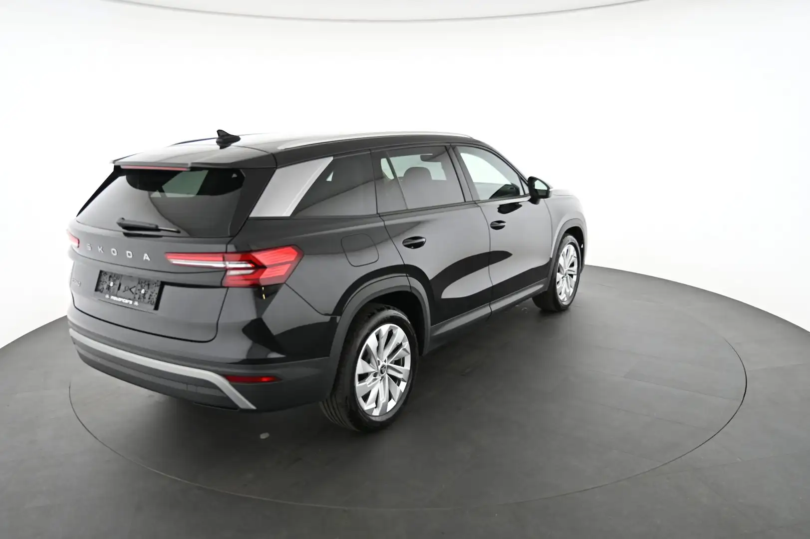 Skoda Kodiaq 2.0 TDI Selection DSG 7-Sitzer Schwarz - 2