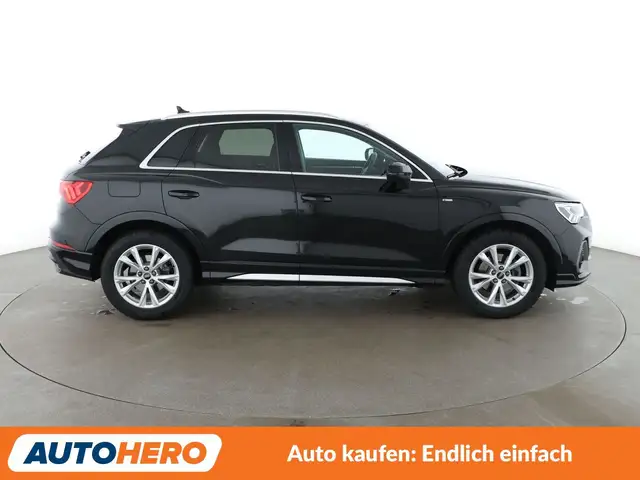 Audi Q3 view 7