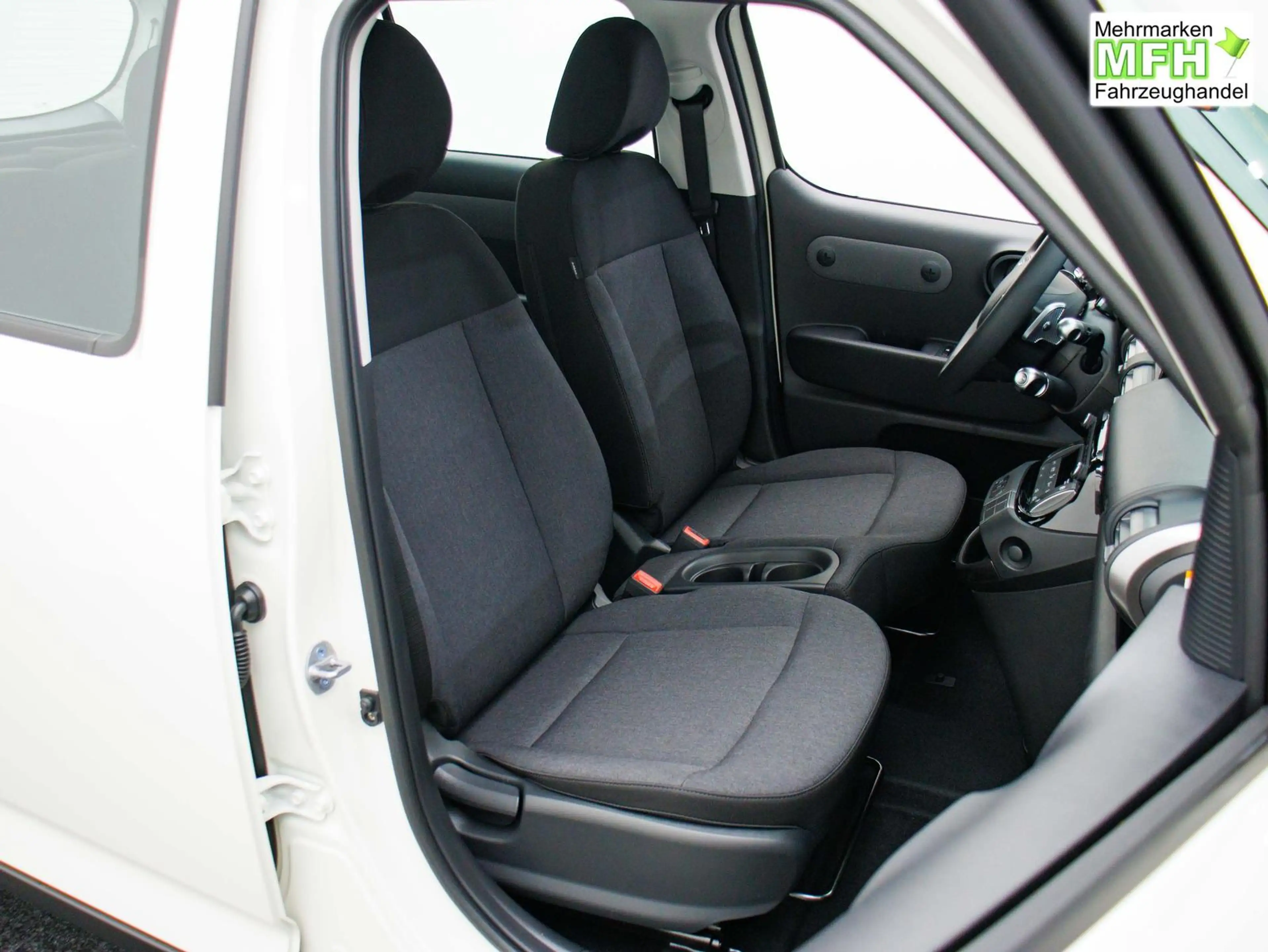 Hyundai Inster E-Motion 49kWh / ACC Rückfahrkamera Navi Klimaa... — photo 12