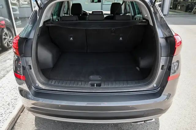 Hyundai Tucson view 8
