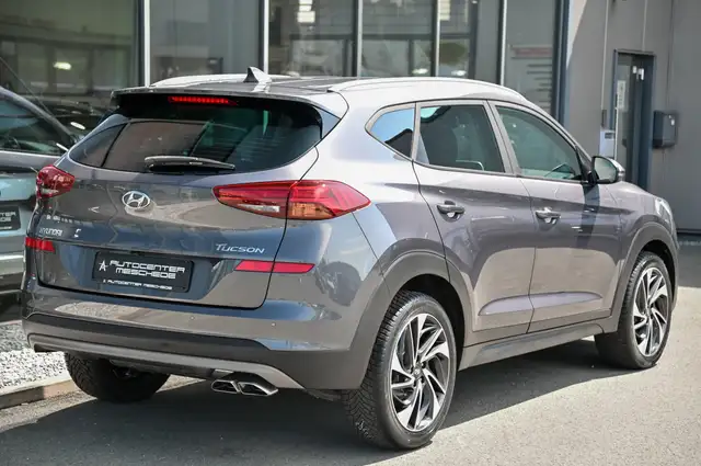 Hyundai Tucson view 4