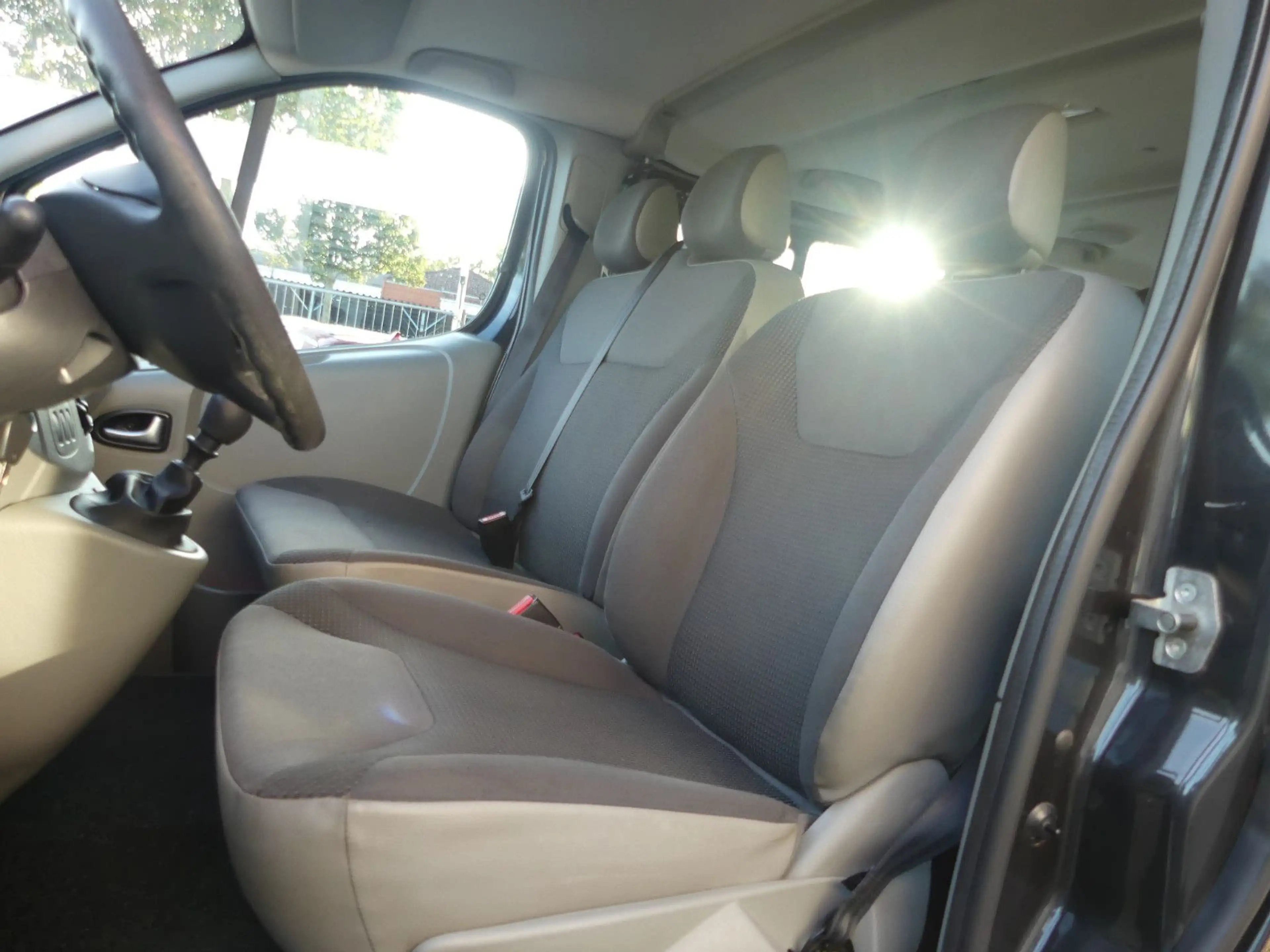 Opel Vivaro Kasten/Kombi/L2H1 2,9t/9-Sitze/Klima — photo 9