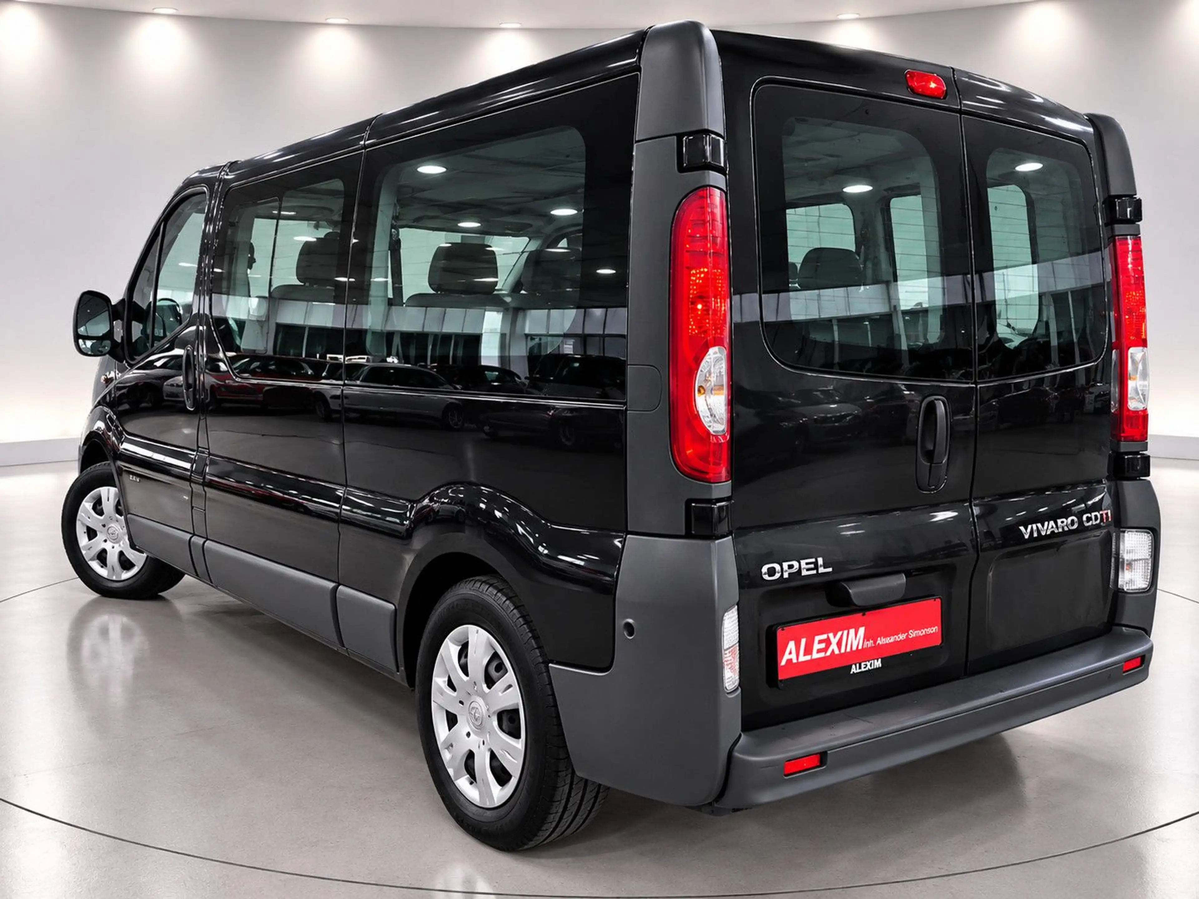 Opel Vivaro Kasten/Kombi/L2H1 2,9t/9-Sitze/Klima — photo 5