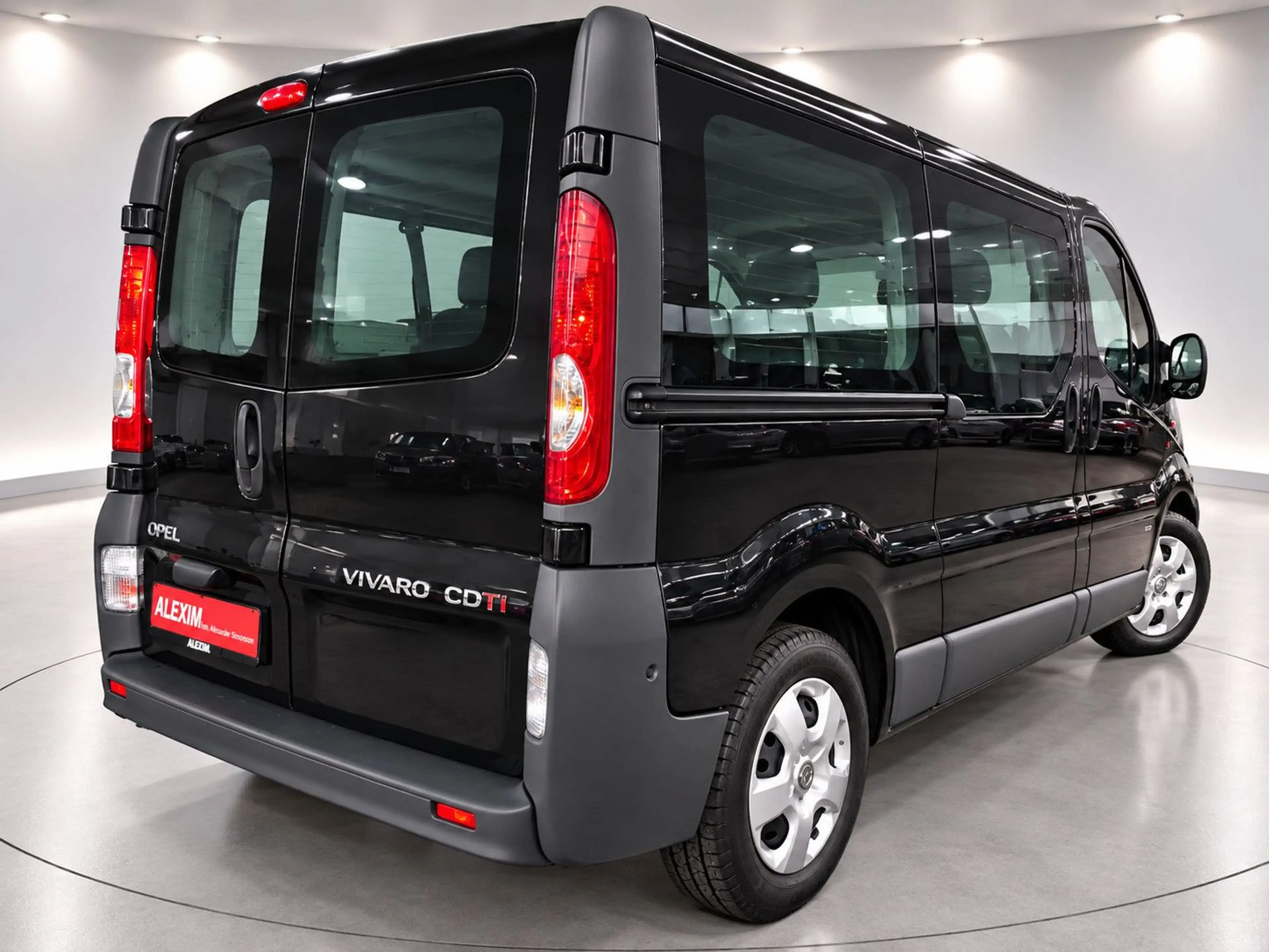 Opel Vivaro Kasten/Kombi/L2H1 2,9t/9-Sitze/Klima — photo 7