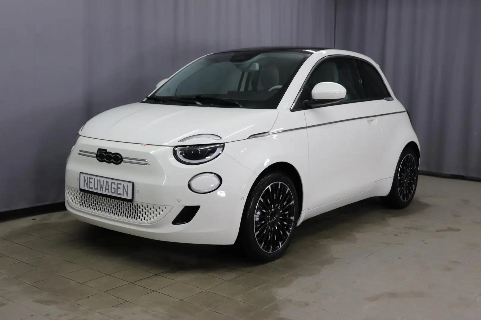 Fiat 500e by Bocelli 42 kWh UVP 41.730,00 €  Style Paket:... Gold - 1