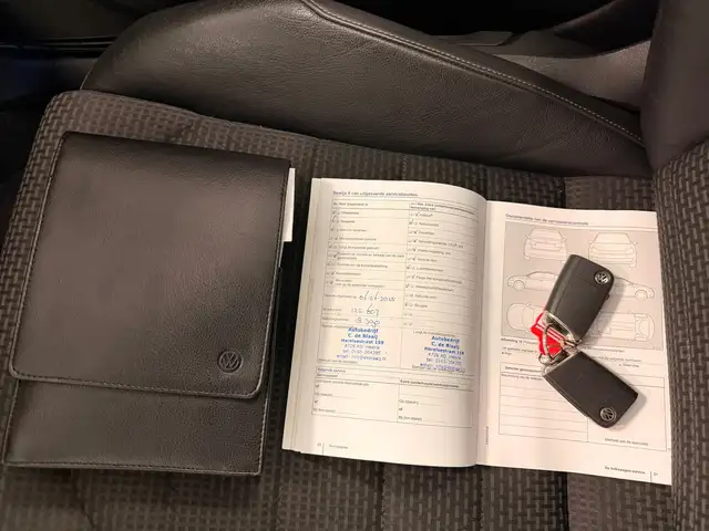 Volkswagen Golf view 25
