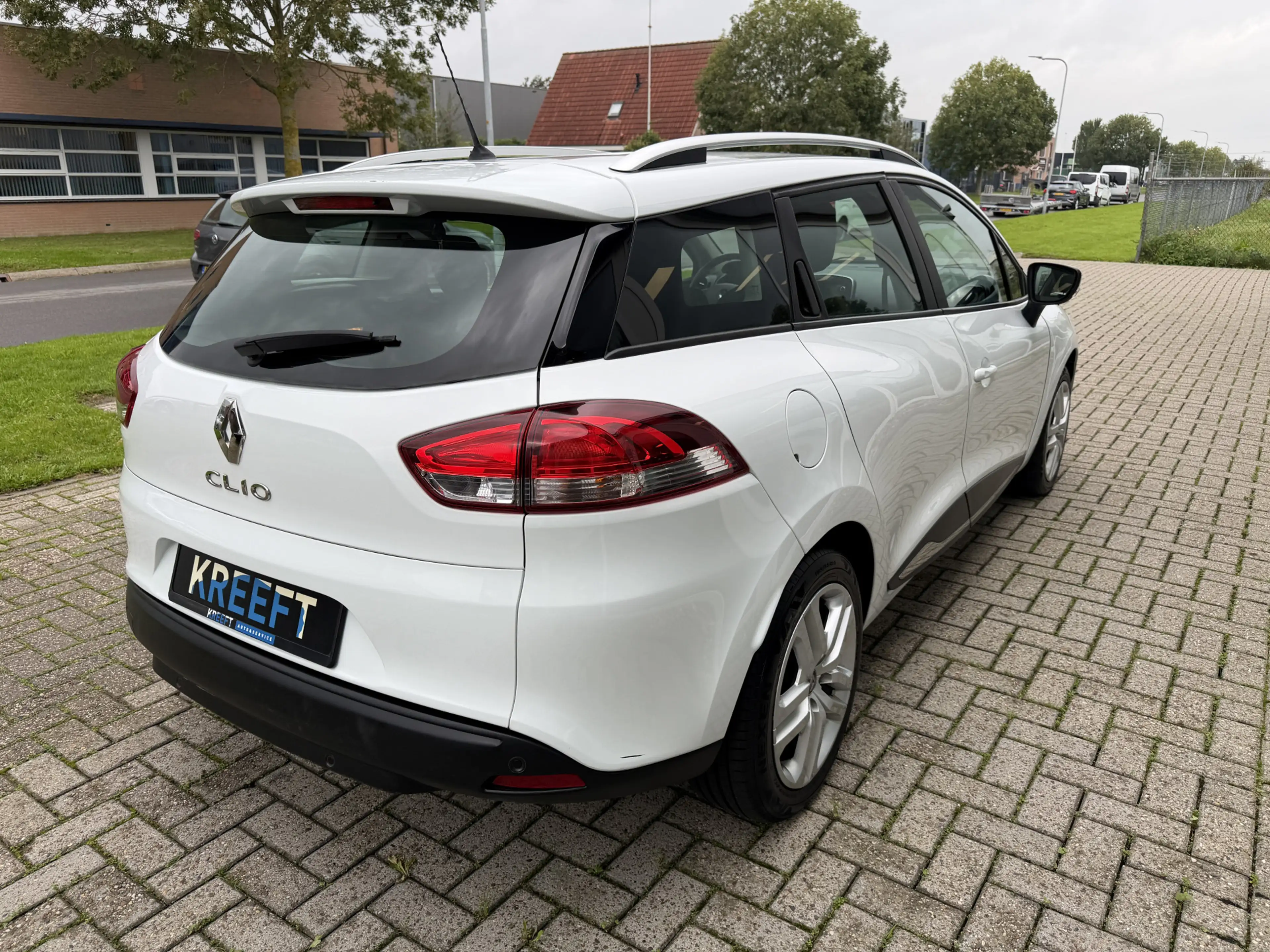 Renault Clio Estate 0.9 TCe Zen Airco | Cruise | — photo 6