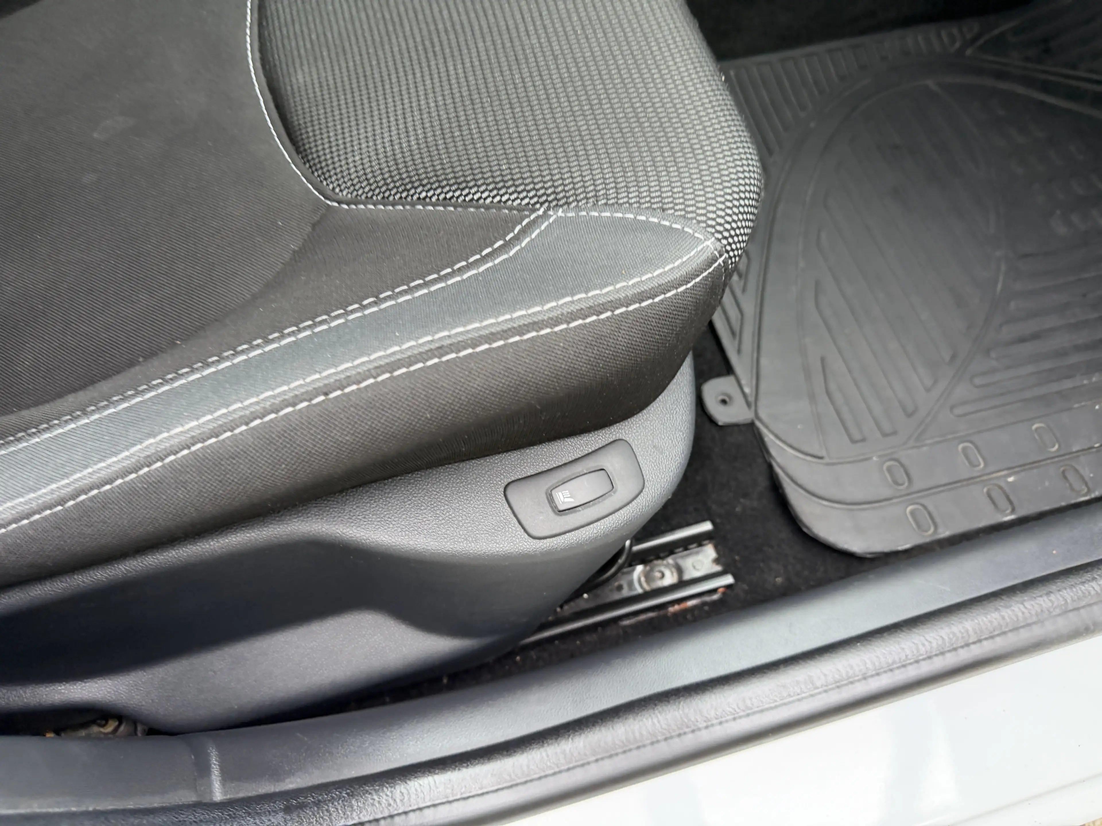 Renault Clio Estate 0.9 TCe Zen Airco | Cruise | — photo 13