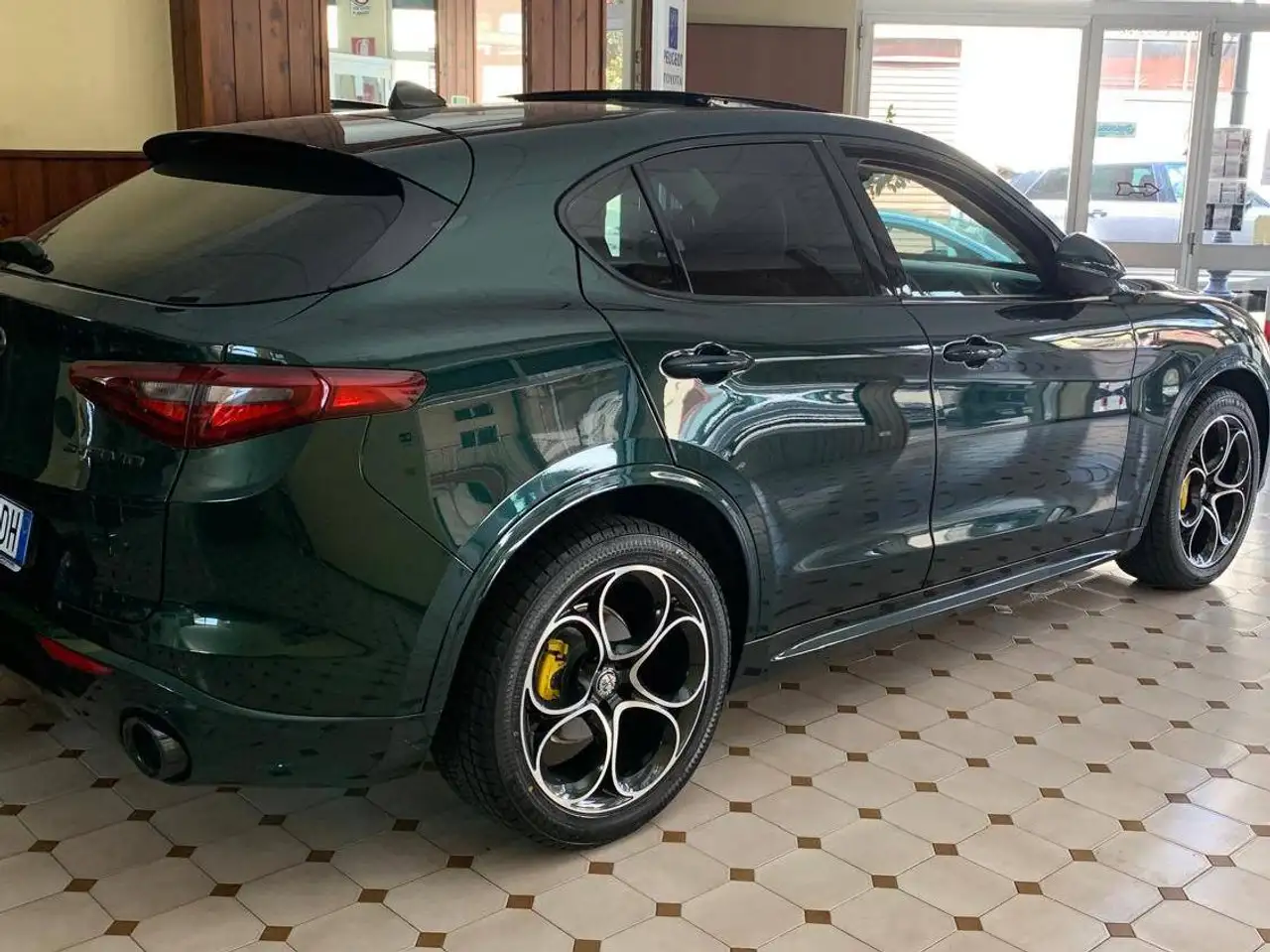 Alfa Romeo Stelvio 2021 — фото 14