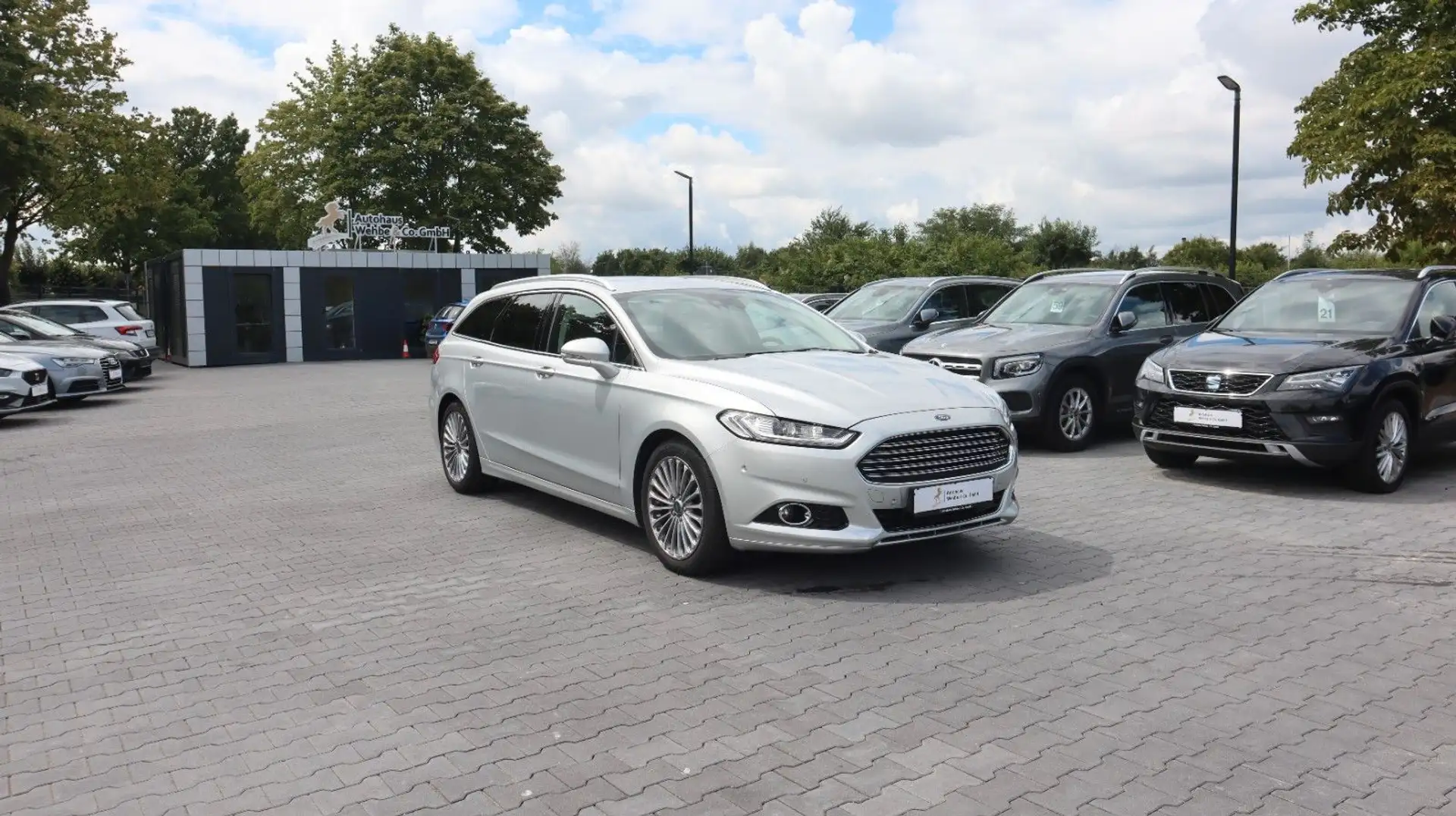Ford Mondeo Titanium Aut. LED Kamera Navi AHK Keyless Argent - 1