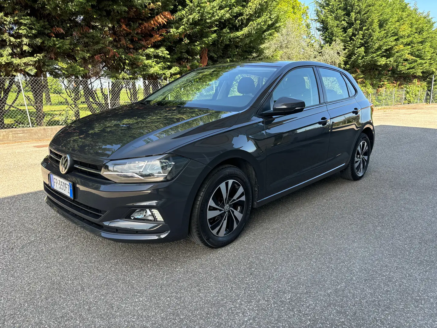 Volkswagen Polo Polo 5p 1.0 tgi Comfortline 90cv Grigio - 1
