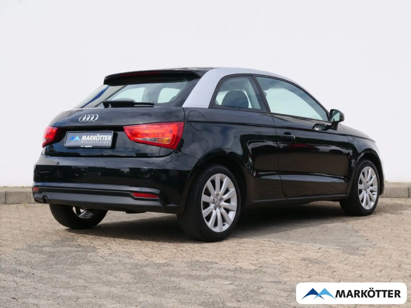 Audi A1 1.0 TFSI Navi/Parkhilfe/Sitzheizung/Allwetter Nero - 1