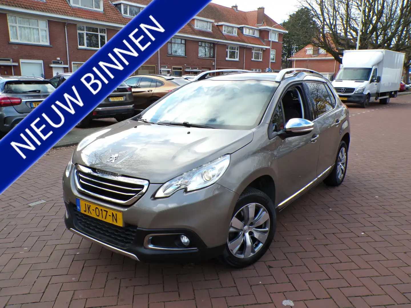 Peugeot 2008 1.2 PureTech Allure panodak/2e eigenaar/ 111 pk Grau - 1
