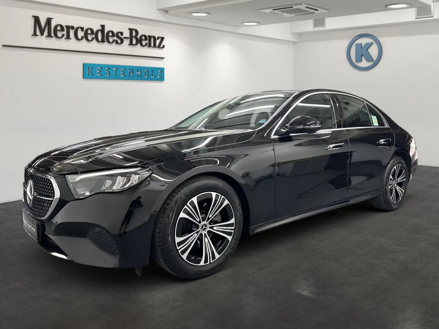 Mercedes-Benz E 200 Avantgarde KAMERA+KEYLESS+DISTRO+AMBIENTE Schwarz - 2