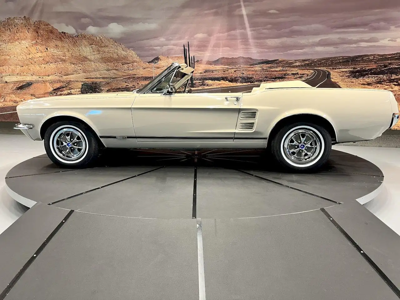 Ford Mustang Convertible, foto 11