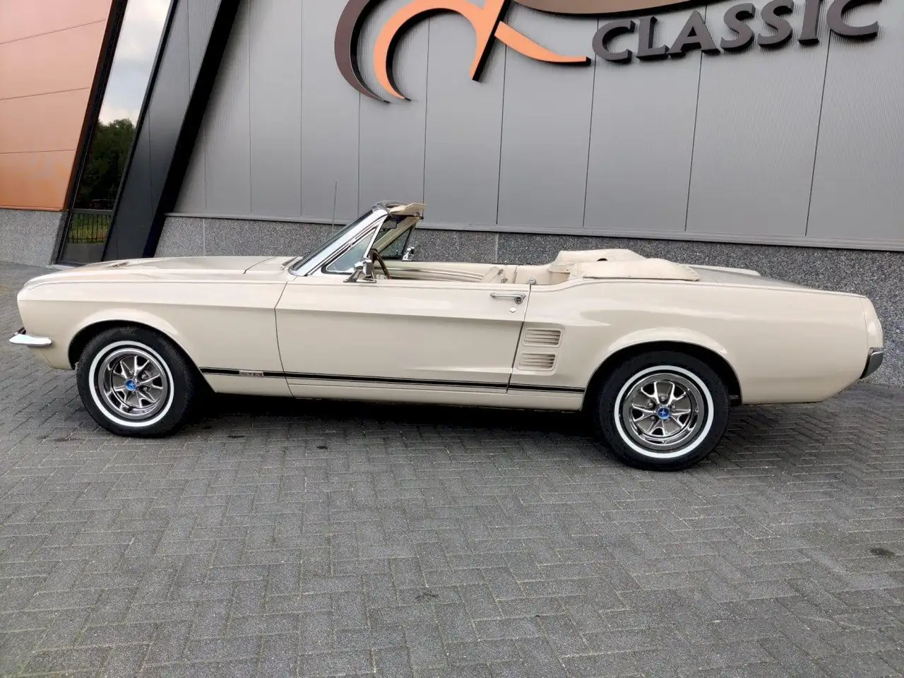 Ford Mustang Convertible, foto 10