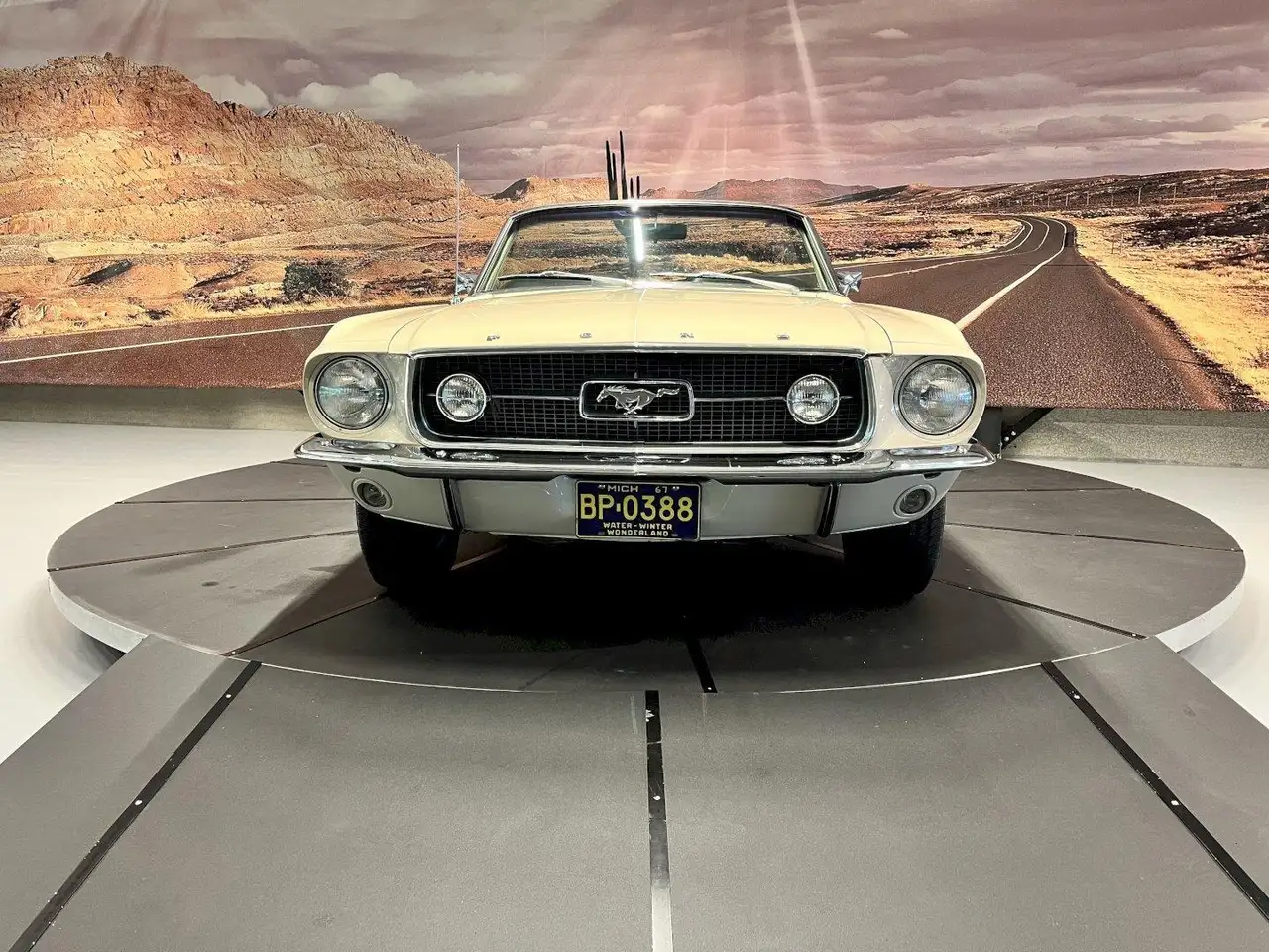 Ford Mustang Convertible, foto 8