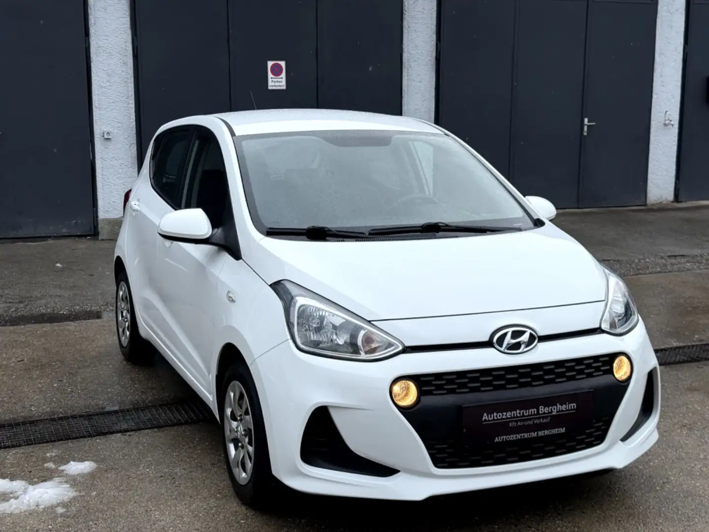 Hyundai i10 1,0 Level 2 Weiß - 2