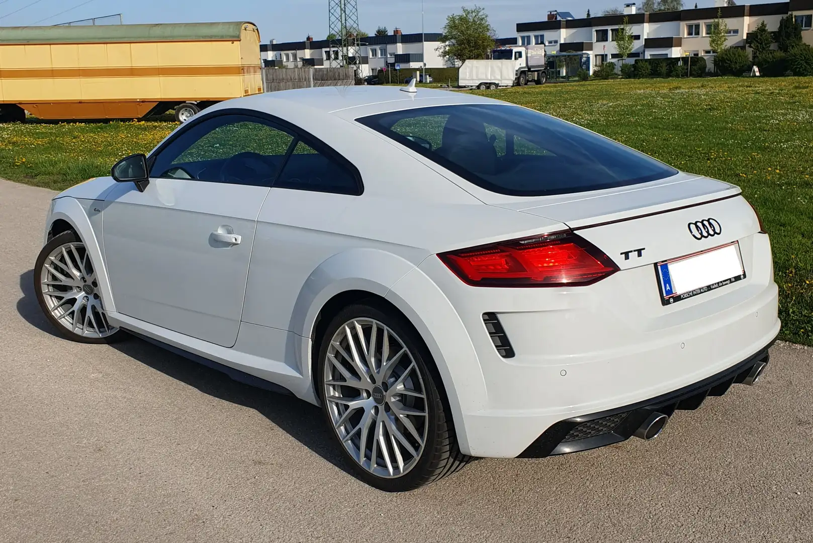 Audi TT TT Coupé 40 TFSI S-tronic Weiß - 2
