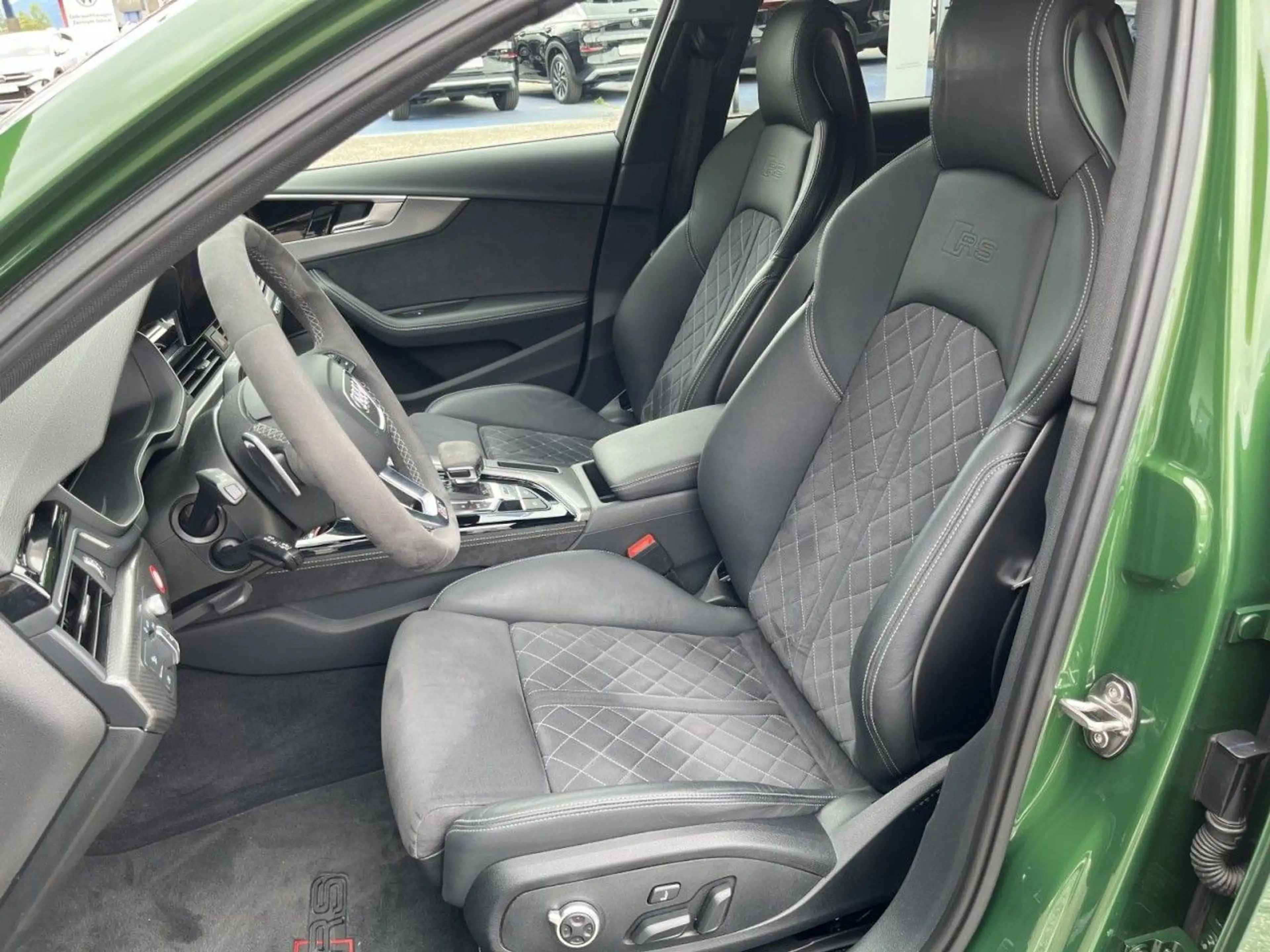 Audi RS4 Avant 2,9 TFSI quattro tiptronic (LED-Matrix+Head- — photo 10