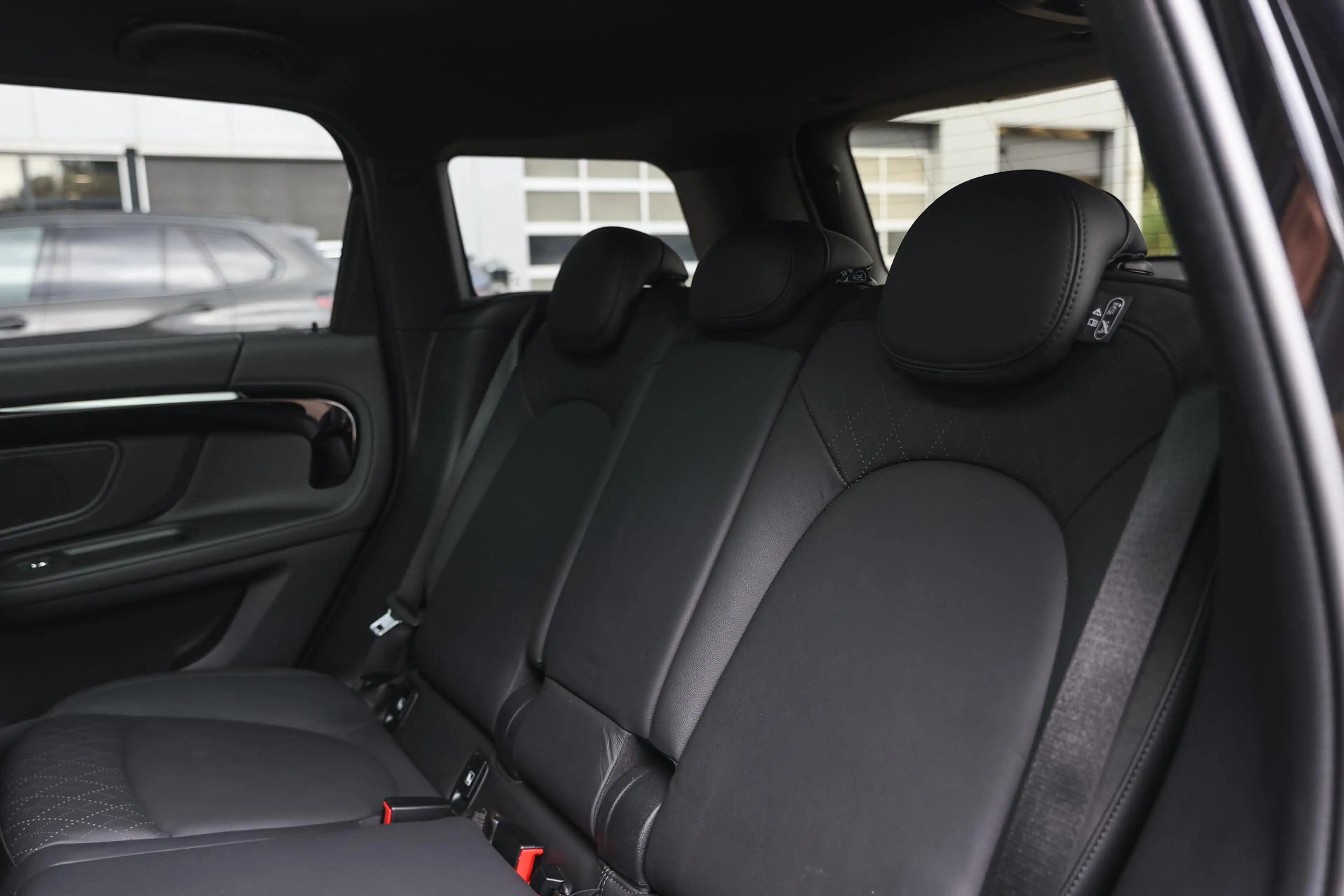 MINI Cooper SE Countryman ALL4 Automaat / Panoramadak / Comfortstoelen / Com — photo 12