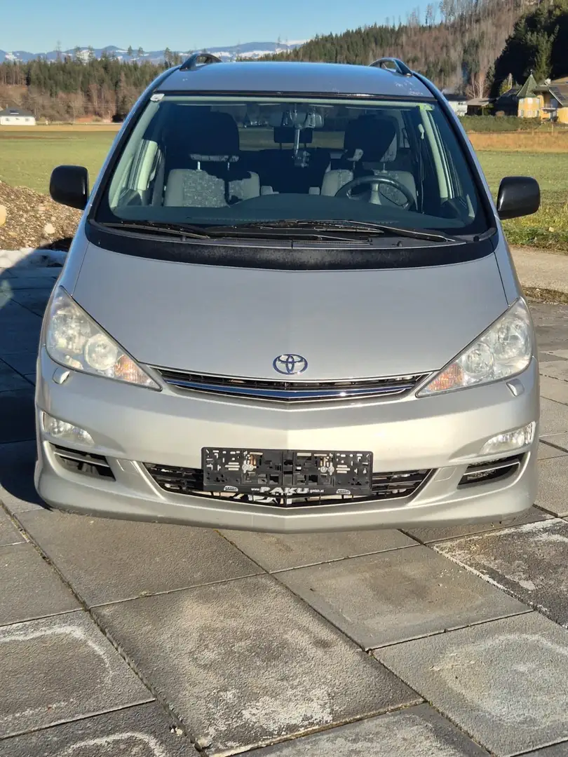 Toyota Previa Previa 2,0 D-4D Stříbrná - 2