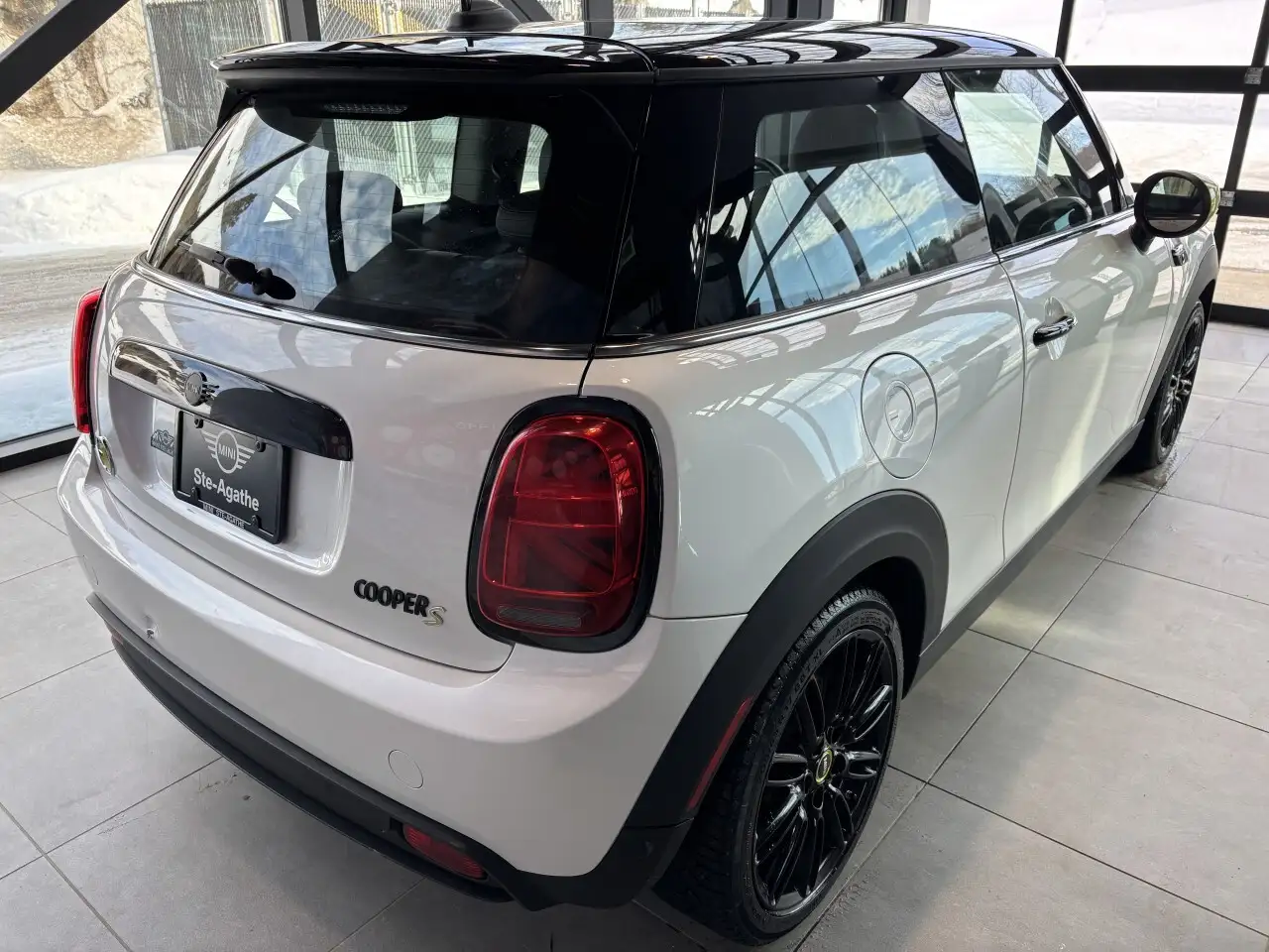 MINI 3 Door снимка MINI 3 Door