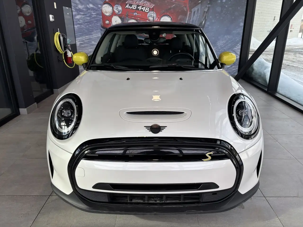 MINI 3 Door снимка MINI 3 Door