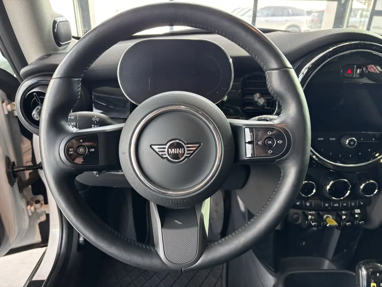 MINI 3 Door снимка MINI 3 Door