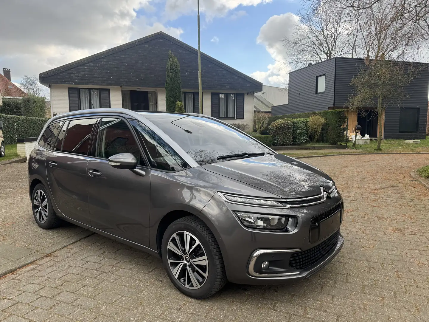 Citroen Grand C4 Picasso PureTech 1.2i Stop&Start Topstaat !! 2018 * 7Zitp Gris - 2
