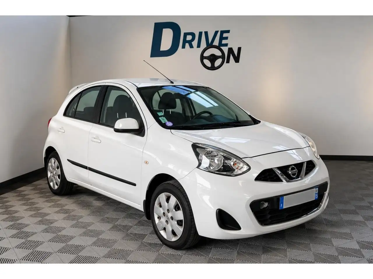 Nissan Micra 1.2 - 80 IV 2010 BERLINE Acenta PHASE 2 — photo 1 of 12