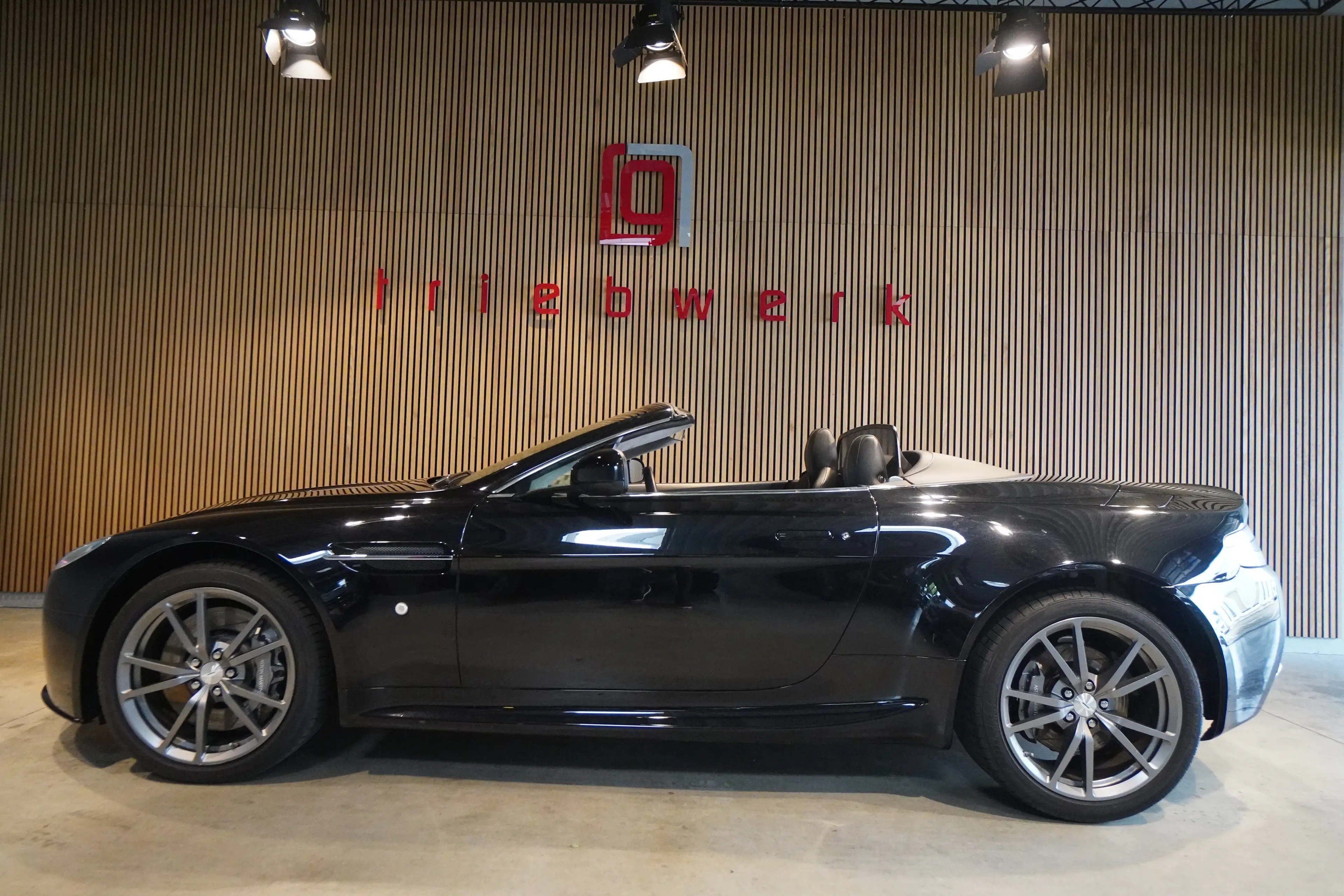 Aston Martin Vantage Vantage Roadster 4.7*U-frei*Kupplung NEU*Top-Zst.* — photo 14