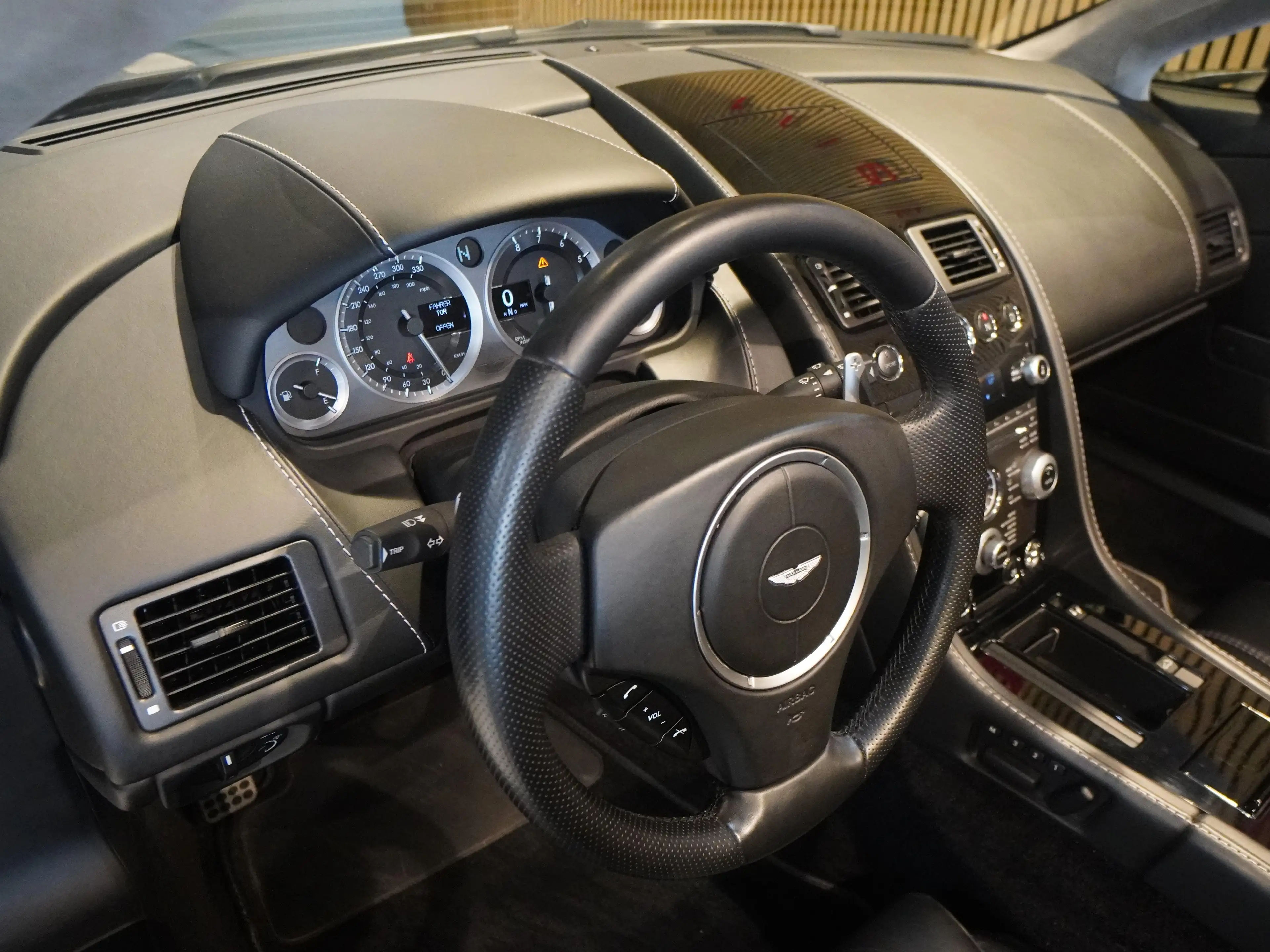 Aston Martin Vantage Vantage Roadster 4.7*U-frei*Kupplung NEU*Top-Zst.* — photo 6