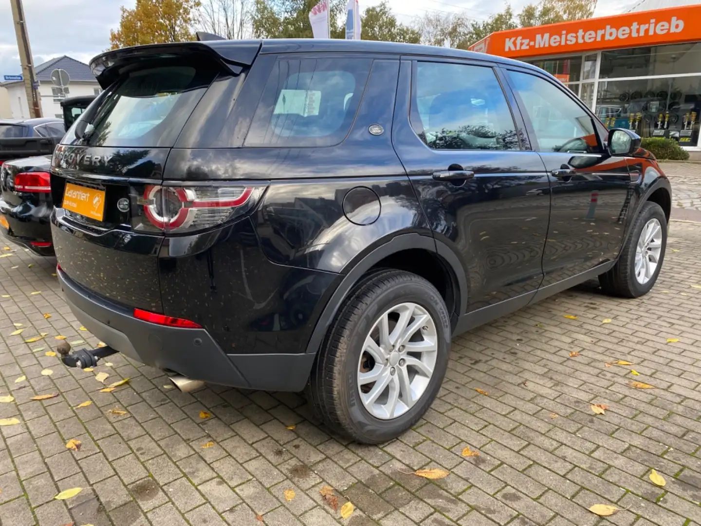 Land Rover Discovery Sport Zwart - 2