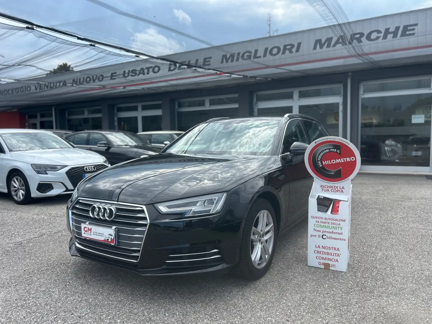 Audi A4 35 2.0 tdi 150cv s-tronic - 1