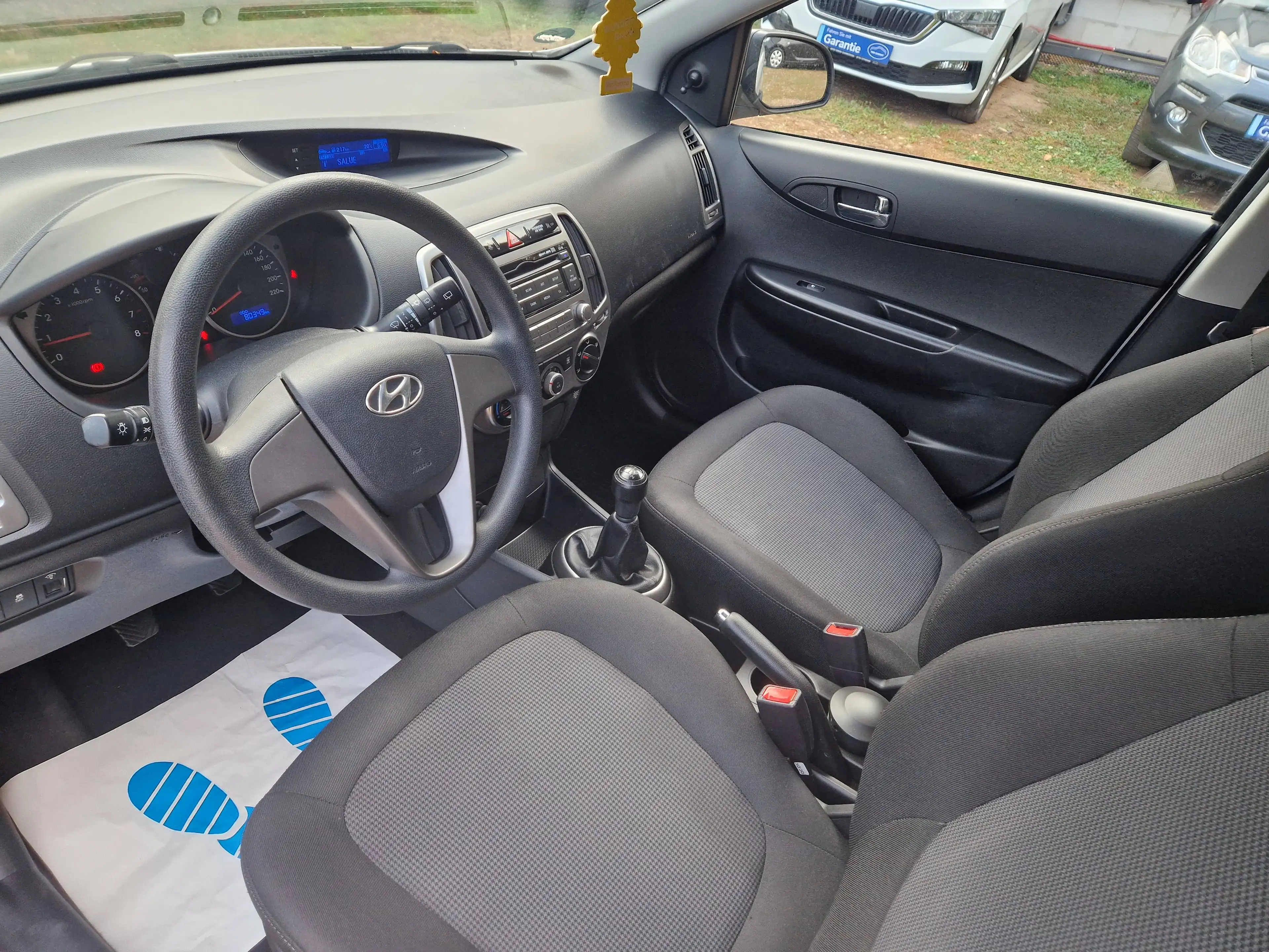 Hyundai i20 1.2 Klima 80Tkm ESP Allwetter TÜV+Inspek NEU — photo 9
