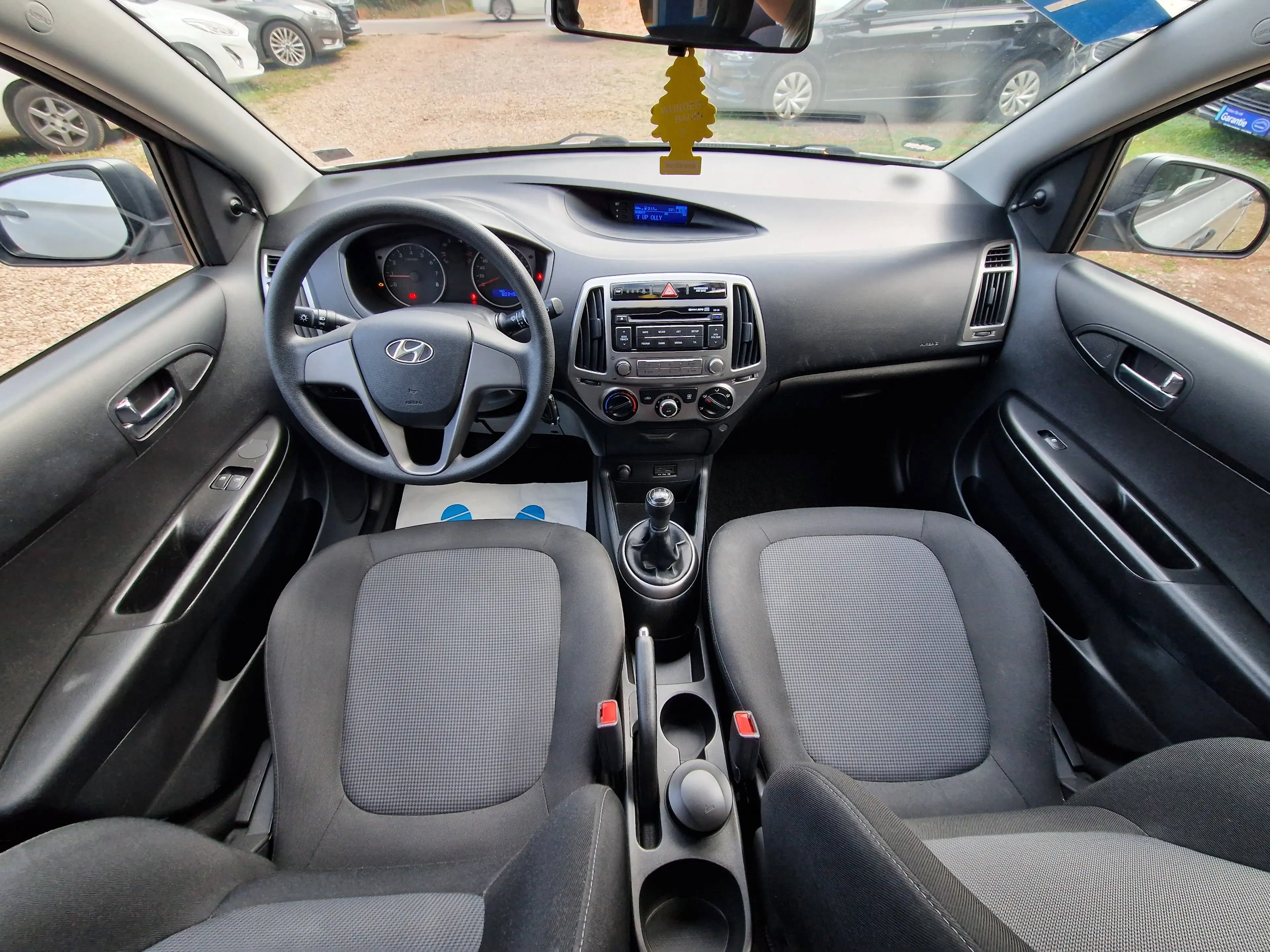 Hyundai i20 1.2 Klima 80Tkm ESP Allwetter TÜV+Inspek NEU — photo 14