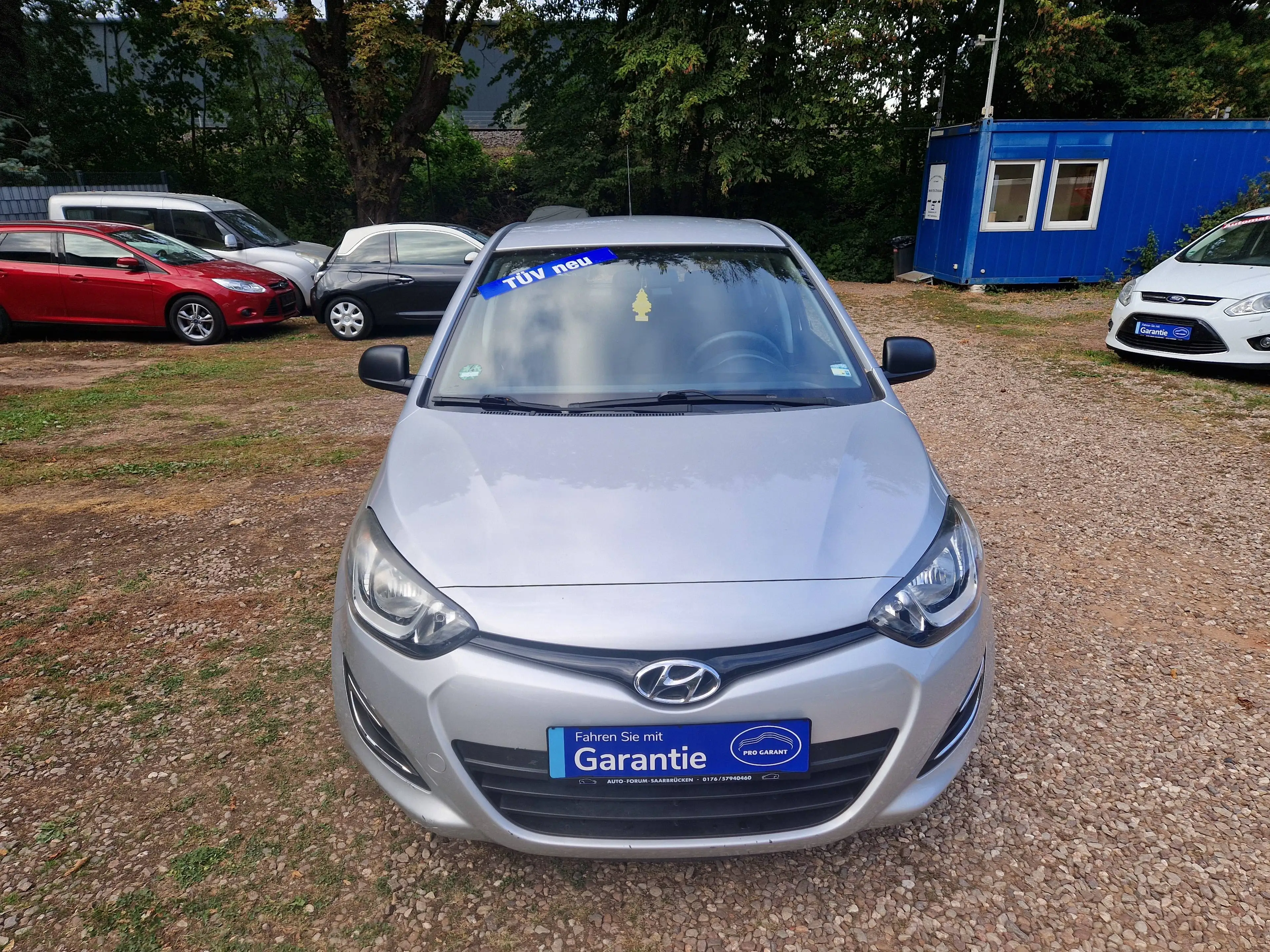 Hyundai i20 1.2 Klima 80Tkm ESP Allwetter TÜV+Inspek NEU — photo 2