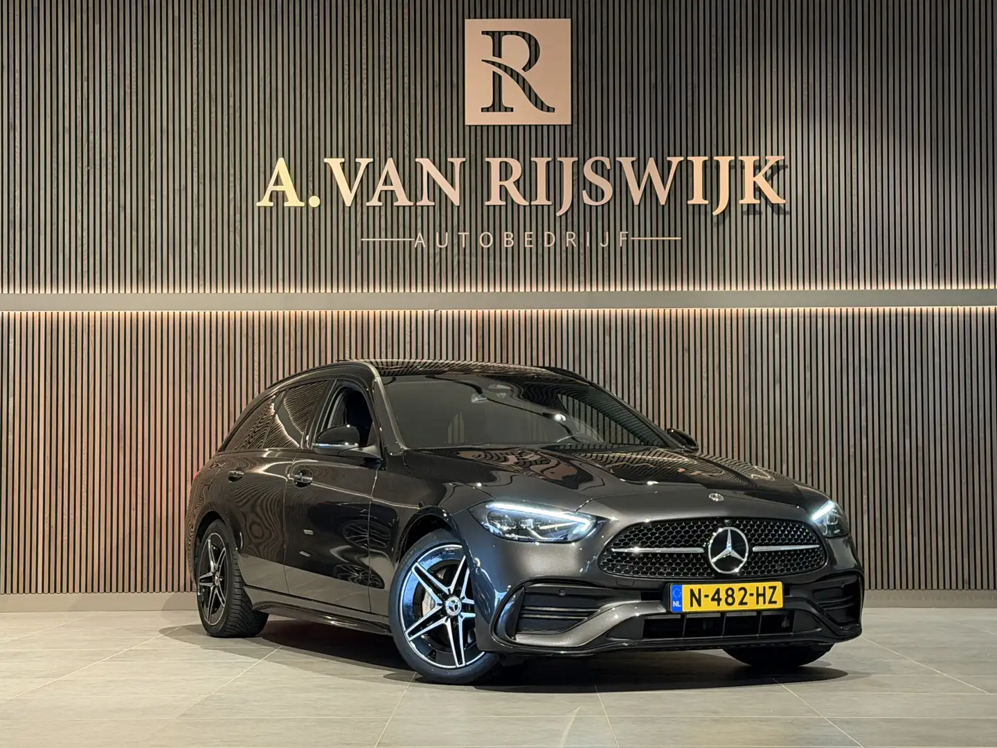 Mercedes-Benz C-klasse Estate 200 Launch Edition AMG Line | PANO Gris - 2