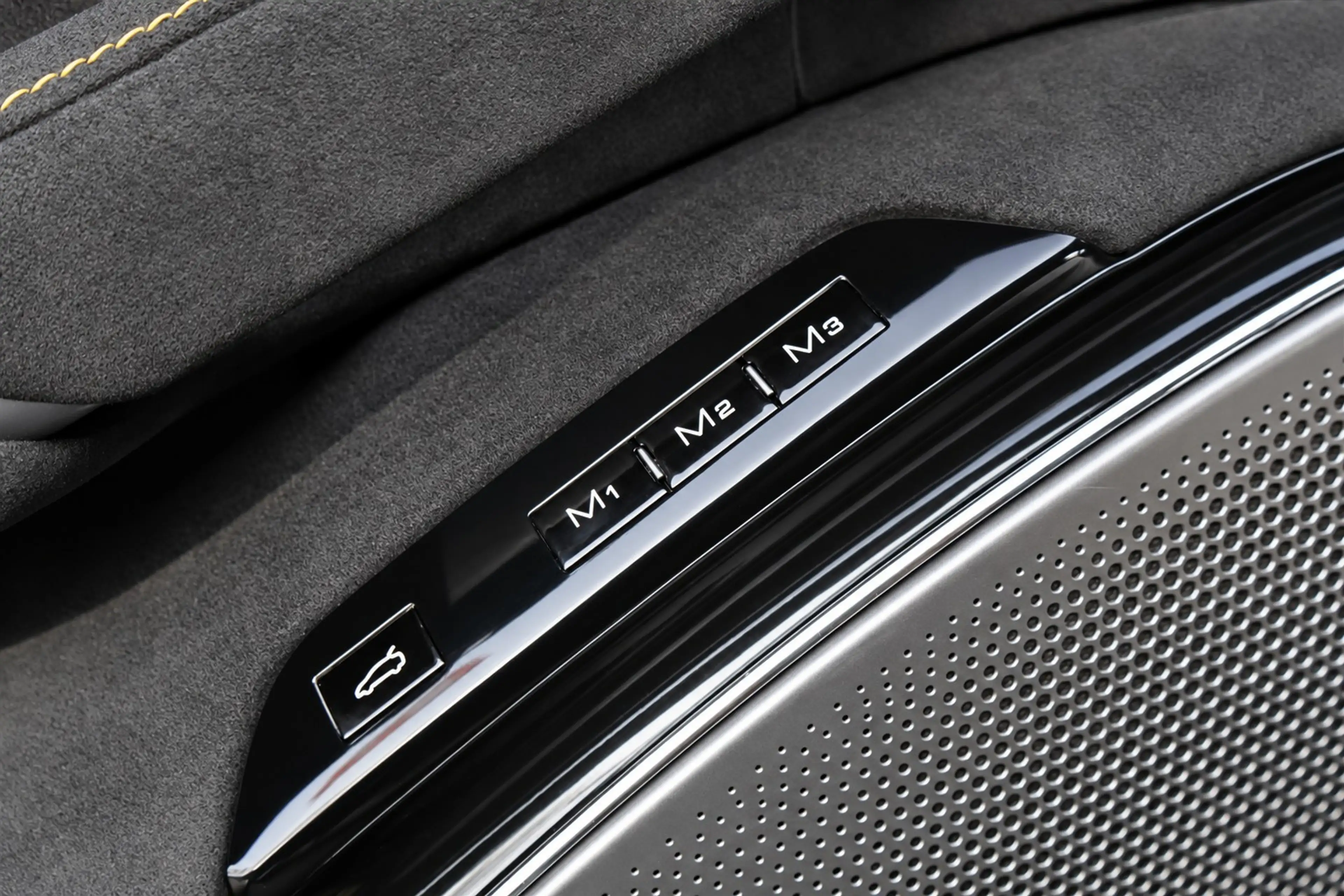 Ferrari Roma | EXPORT PRICE!! | Carplay | 360 Camera | JBL Audi — photo 28