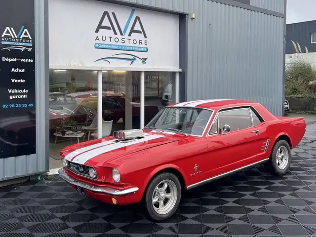 Ford Mustang coupé L6 3.3L BOITE AUTOMATIQUE - Moteur refait à neuf