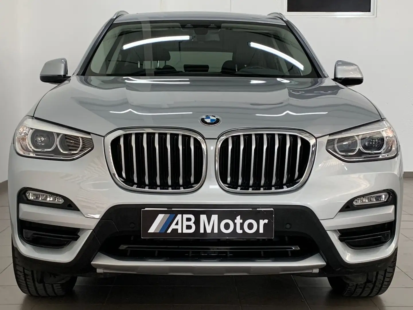 BMW X3 xDrive 20dA Gris - 1