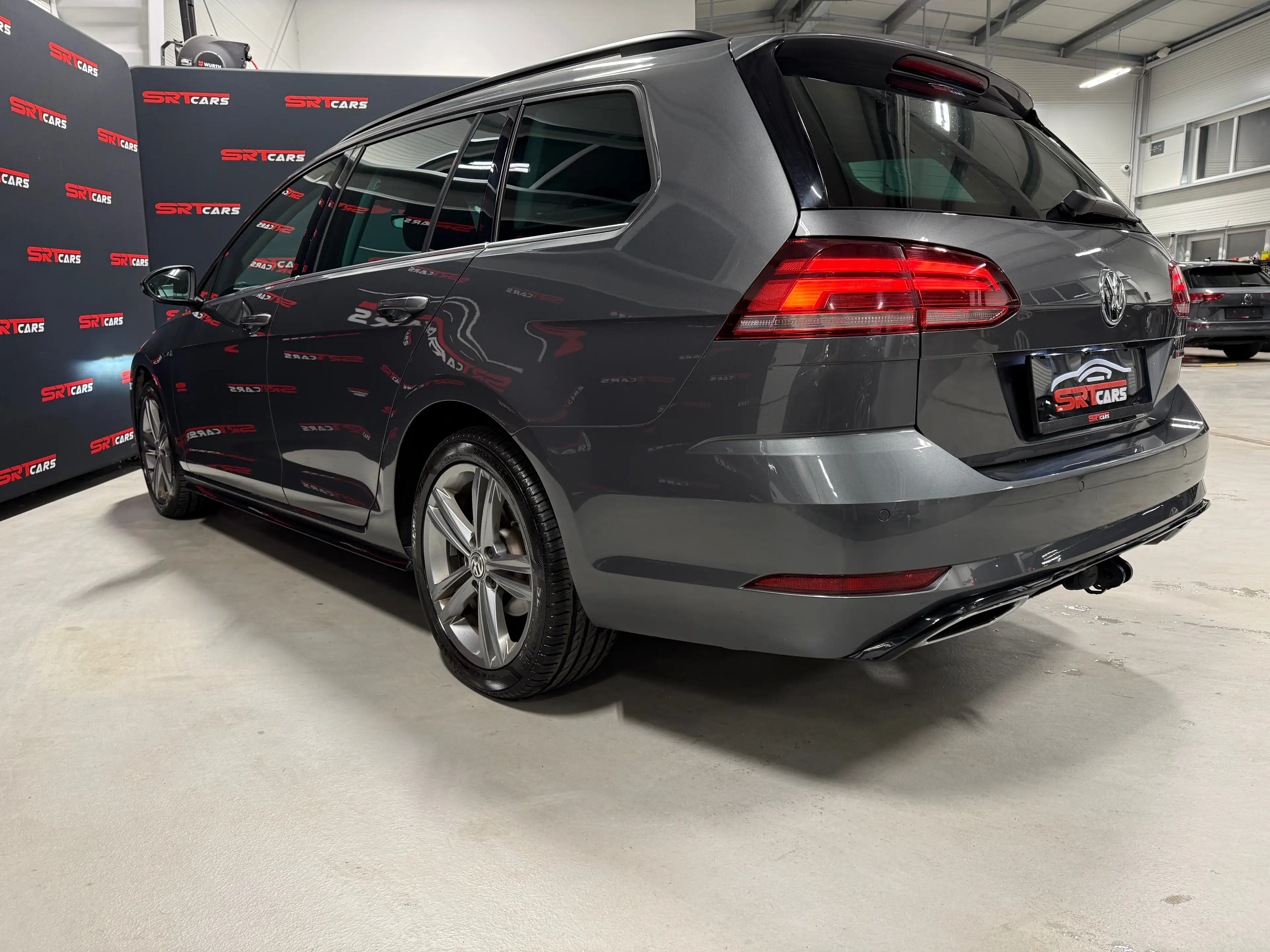 Volkswagen Golf Variant 4Motion 2.0 TDI Highline Aut. DSG* Rline Sportpaket*ACC*Digitaltacho*AHK — photo 8
