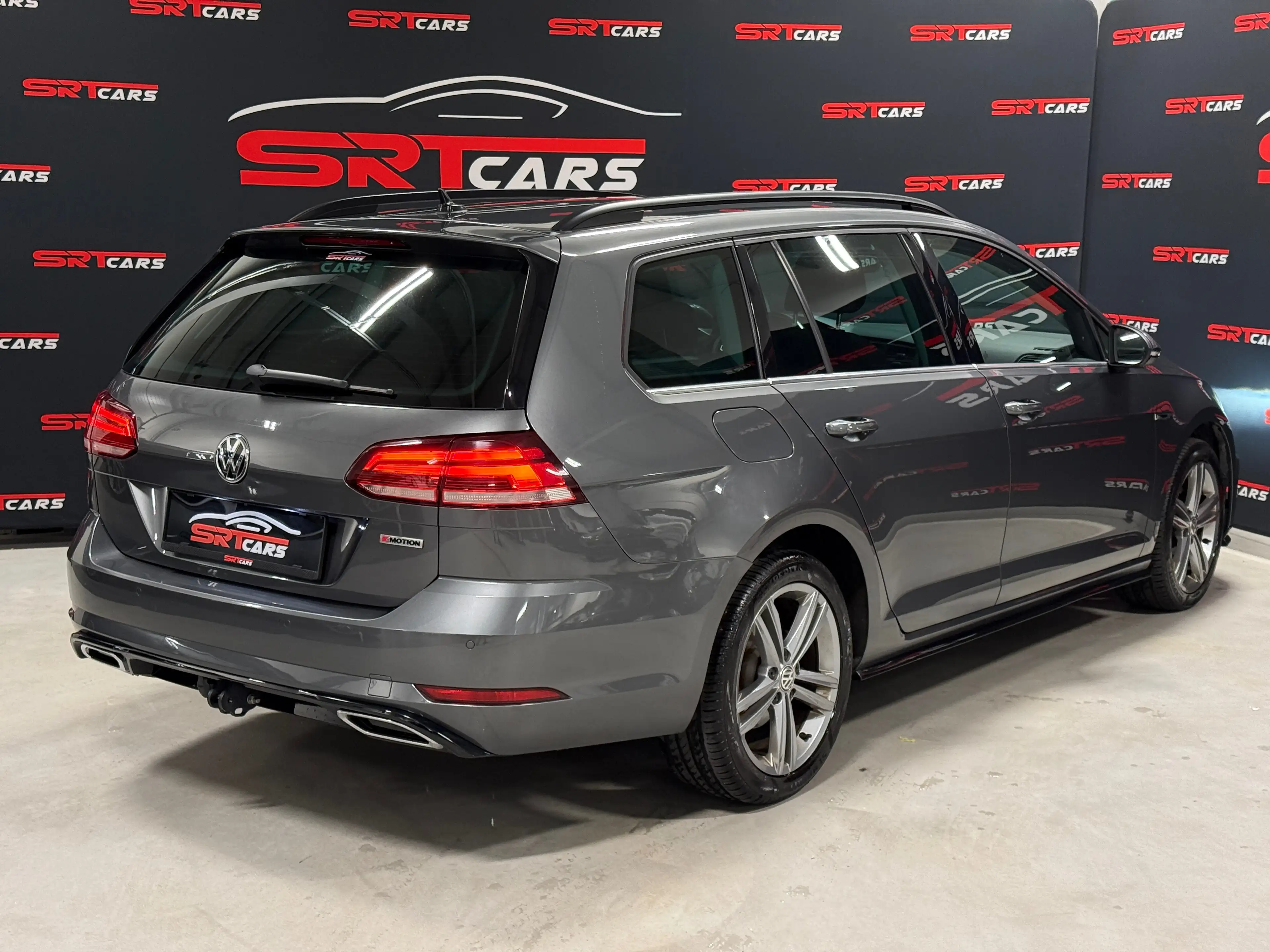Volkswagen Golf Variant 4Motion 2.0 TDI Highline Aut. DSG* Rline Sportpaket*ACC*Digitaltacho*AHK — photo 6