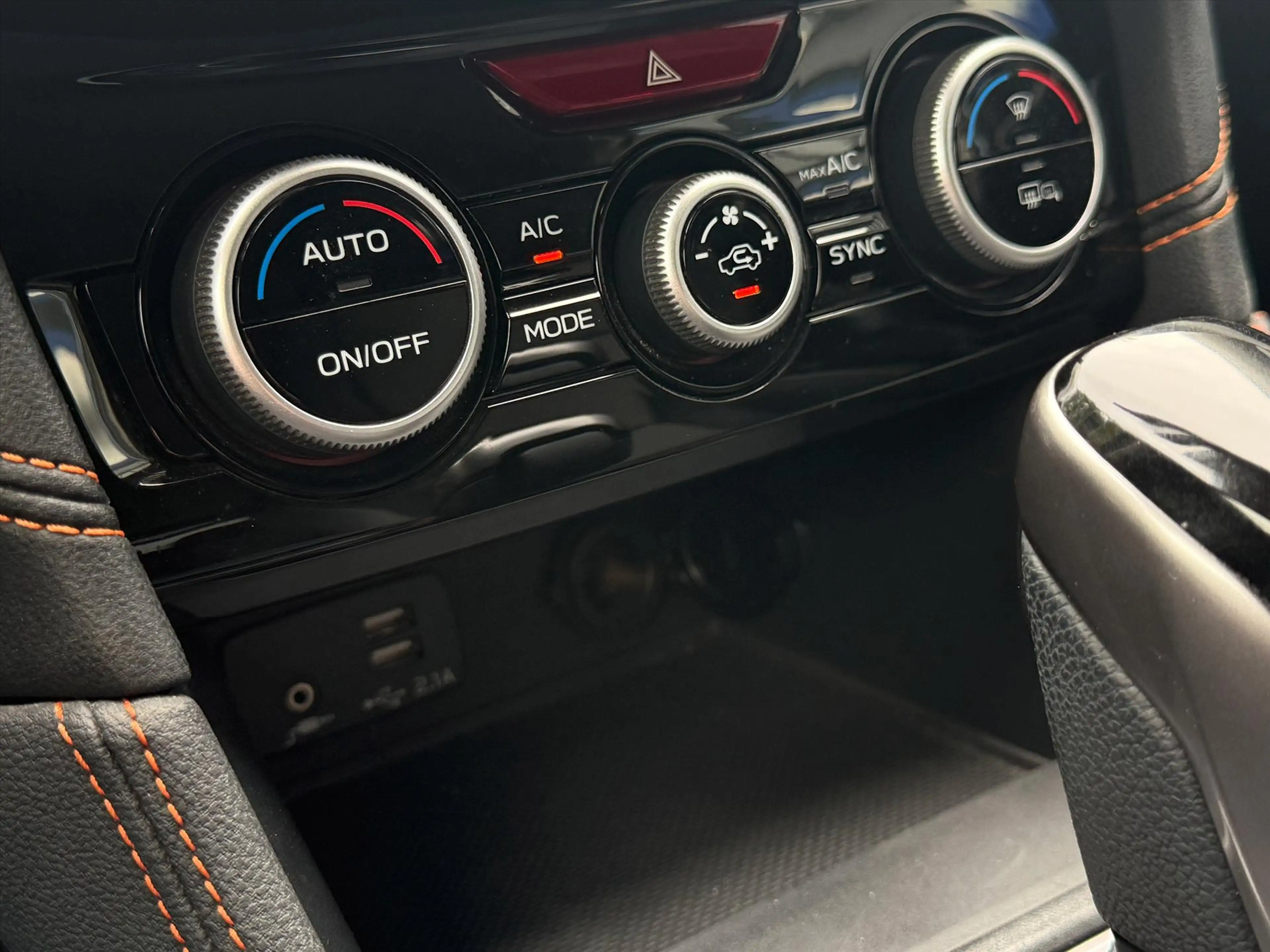 Subaru XV 2.0i e-BOXER 150pk CVT Luxury | modeljaar 22 | Nav — photo 26