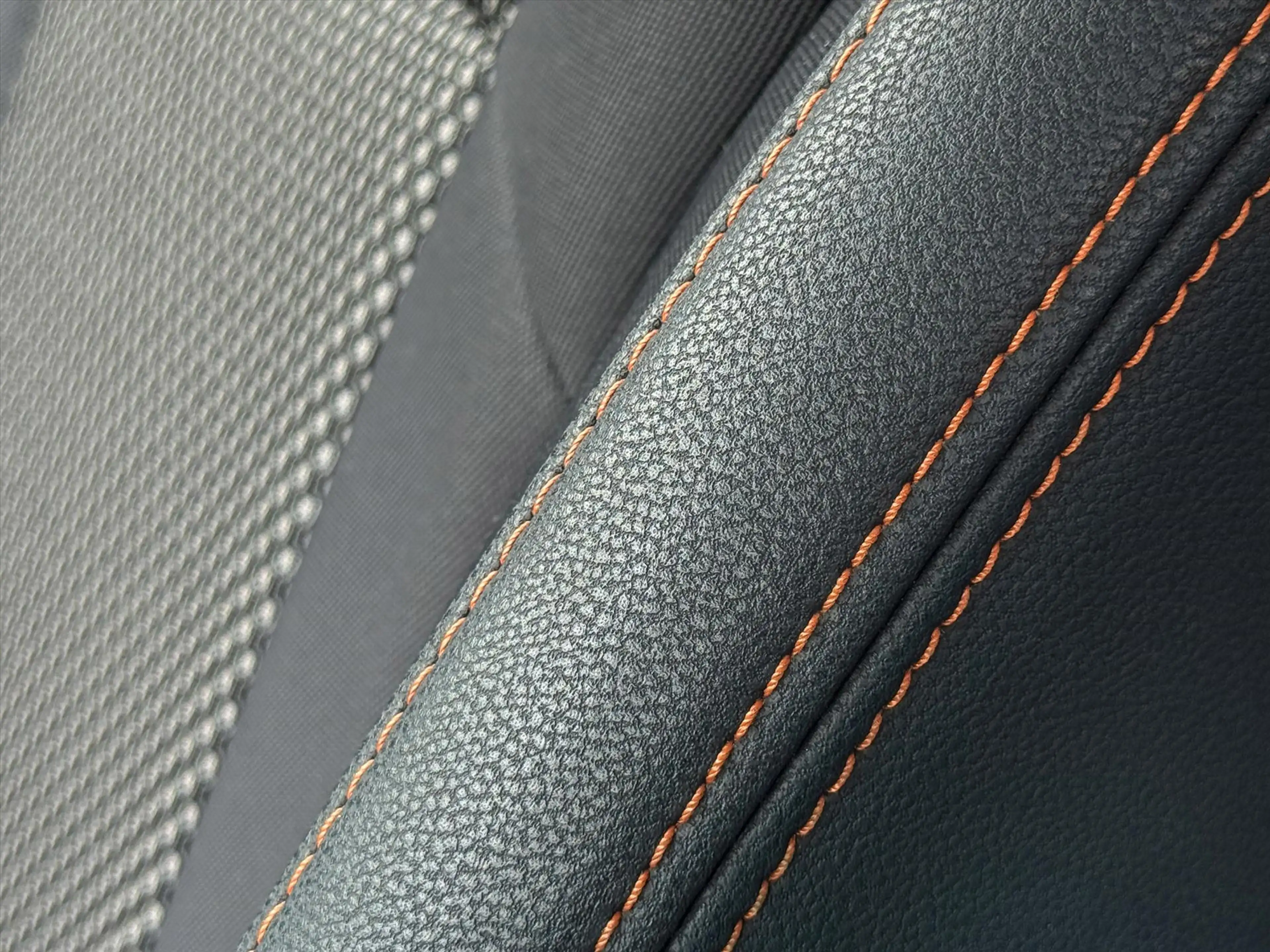 Subaru XV 2.0i e-BOXER 150pk CVT Luxury | modeljaar 22 | Nav — photo 34