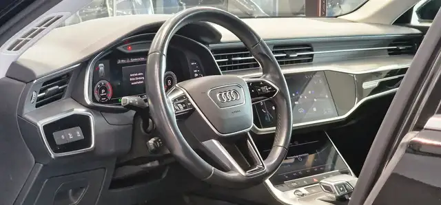 Audi A6 view 13
