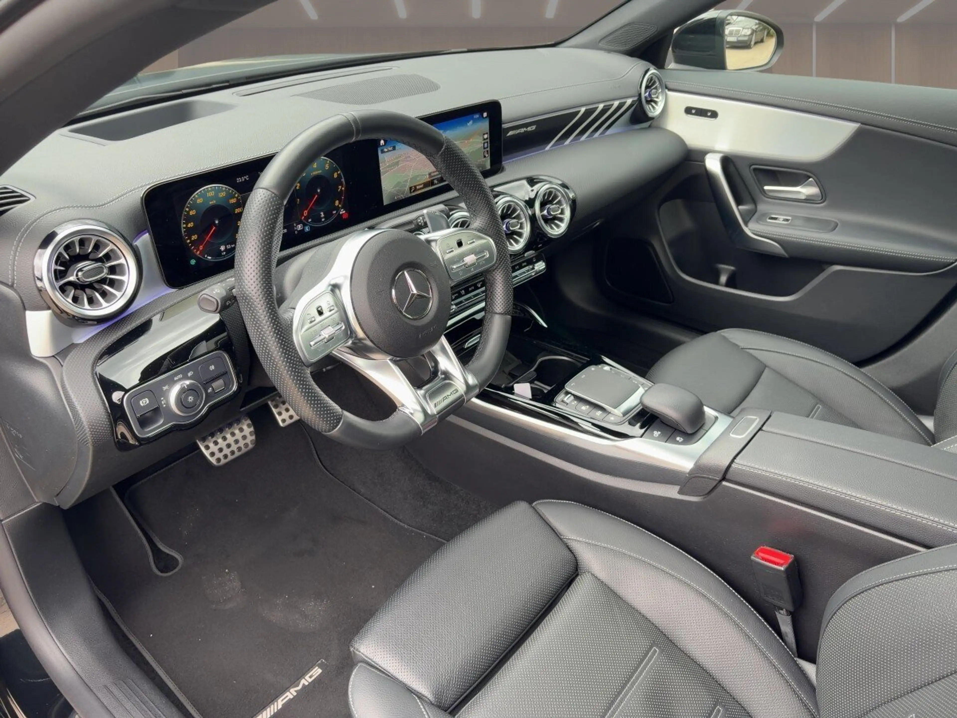 Mercedes-Benz CLA 35 AMG CLA 35 SB Pano/Night/KeyG/HUD/Sitzklima/R-Kamera — photo 6
